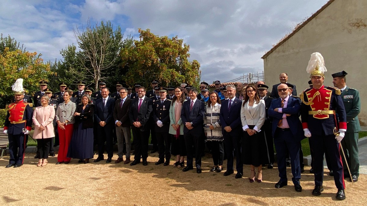 Actos con moitvo de la festividad de la Policía Local de Ávila.