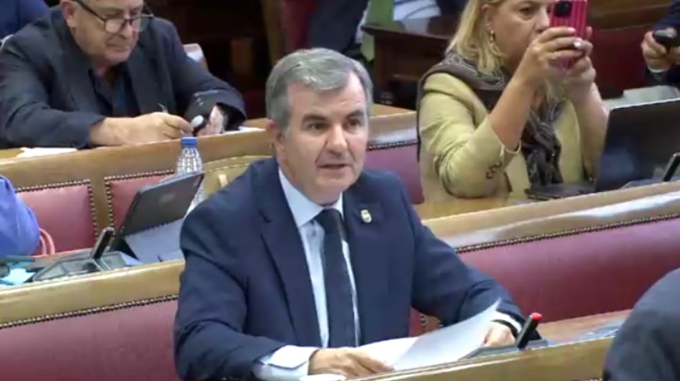 Juan Pablo Mart&iacute;n en la Comisi&oacute;n de Transportes del Senado.