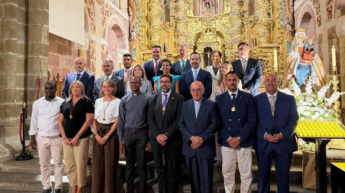 La corporación municipal celebra la festividad de la Soterraña, patrona de la capital