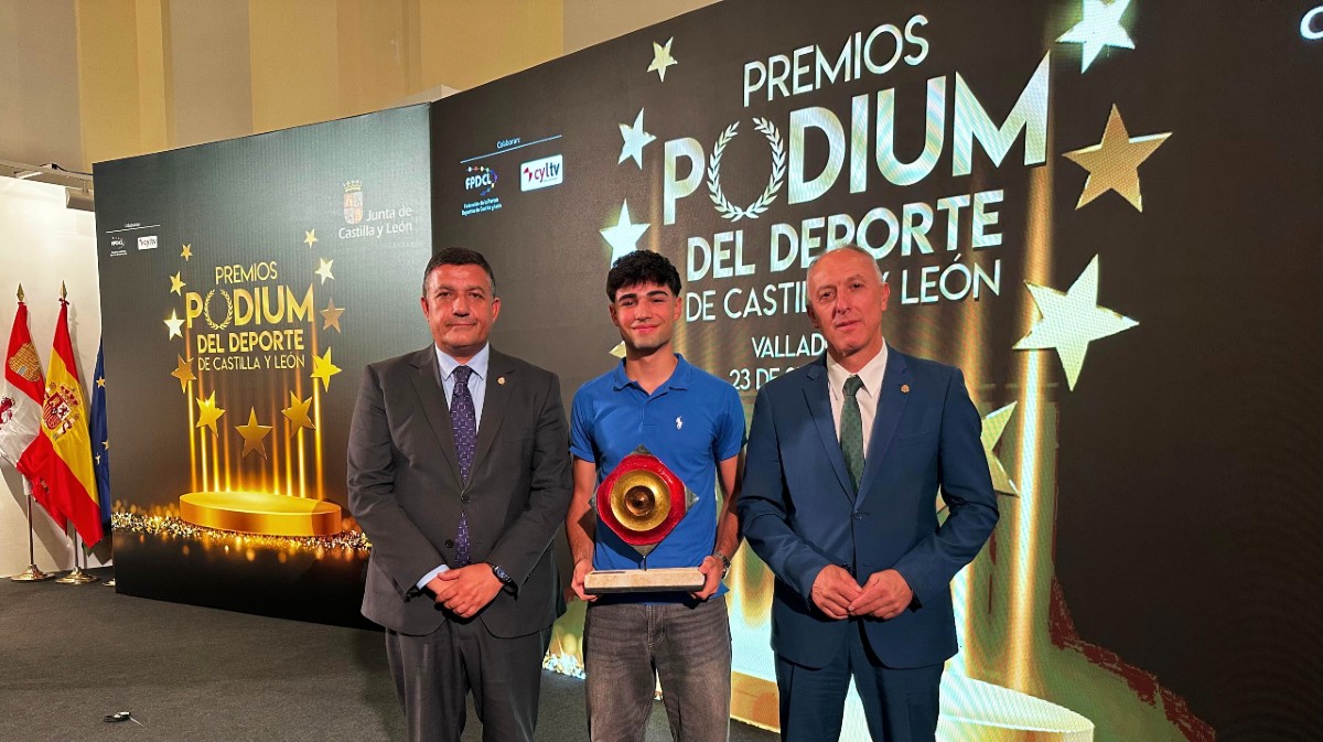 El joven karateka Óscar Arribas es el mejor deportista en edad escolar de Castilla y León