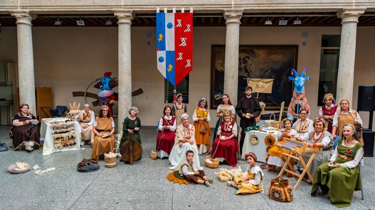 Actividades de Hilandia en el palacio de los Serrano.