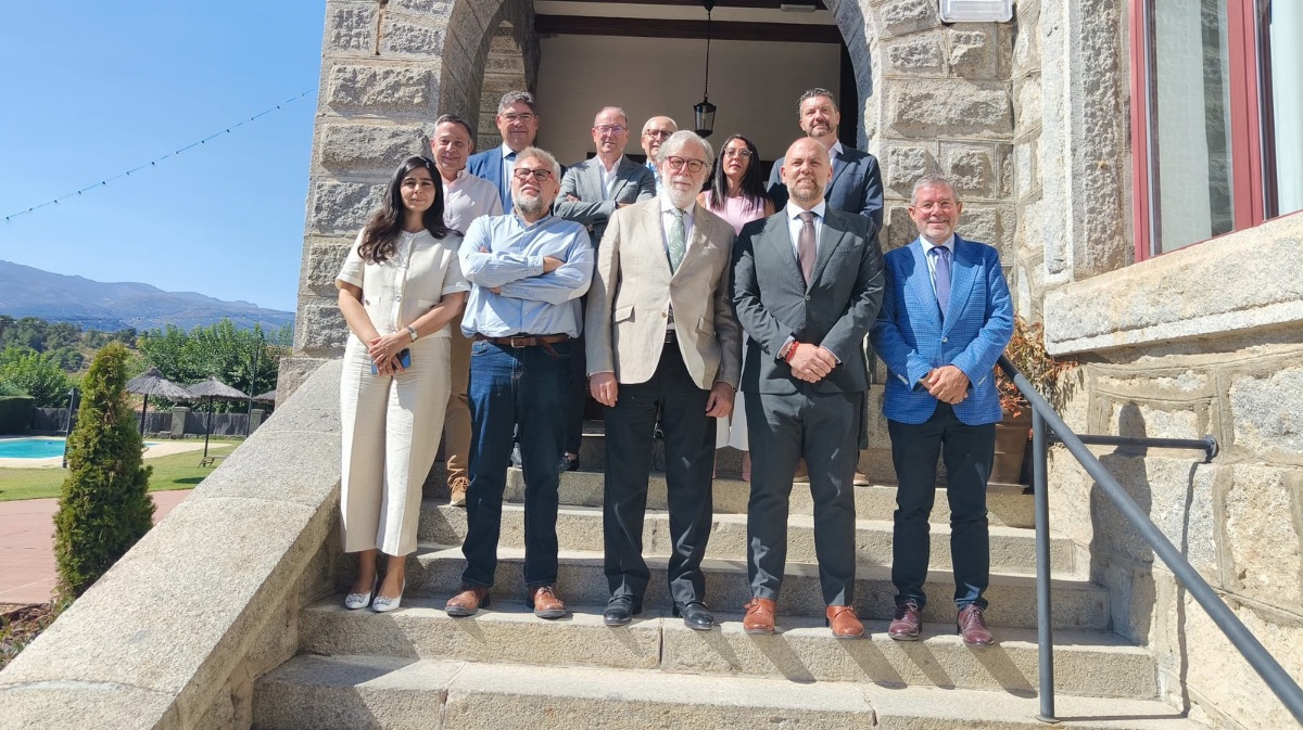 La Junta Directiva de CEOE Castilla y Le&oacute;n se re&uacute;ne en Burgohondo