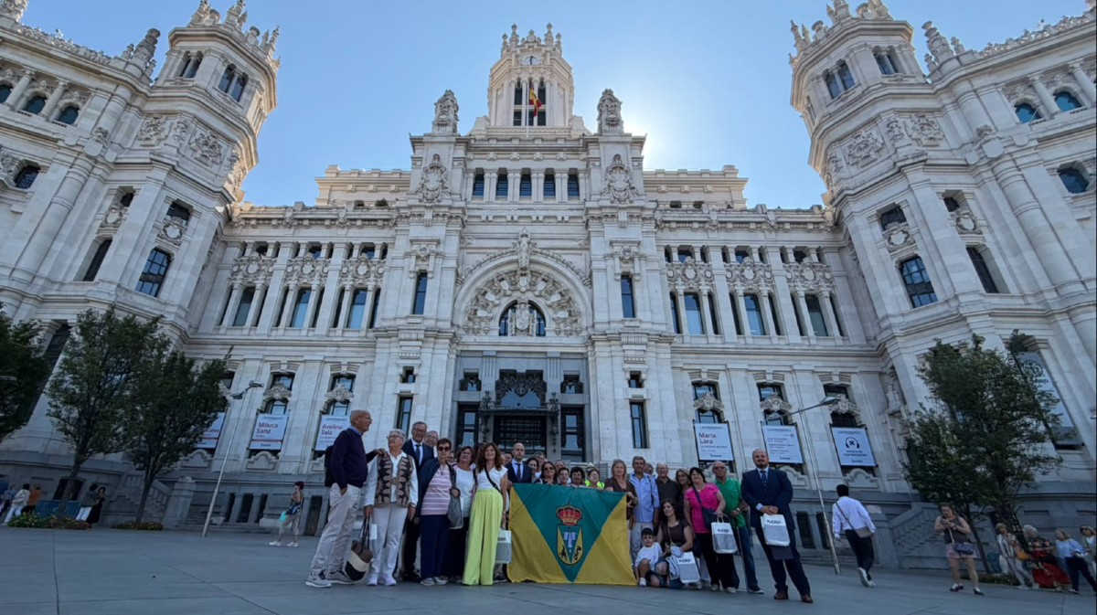 Vecinos de San Vicente de Ar&eacute;valo en Madrid.