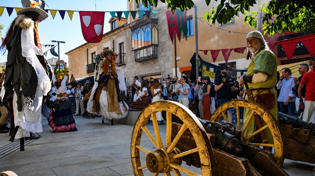 Comienzo del Mercado Medieval en &Aacute;vila.