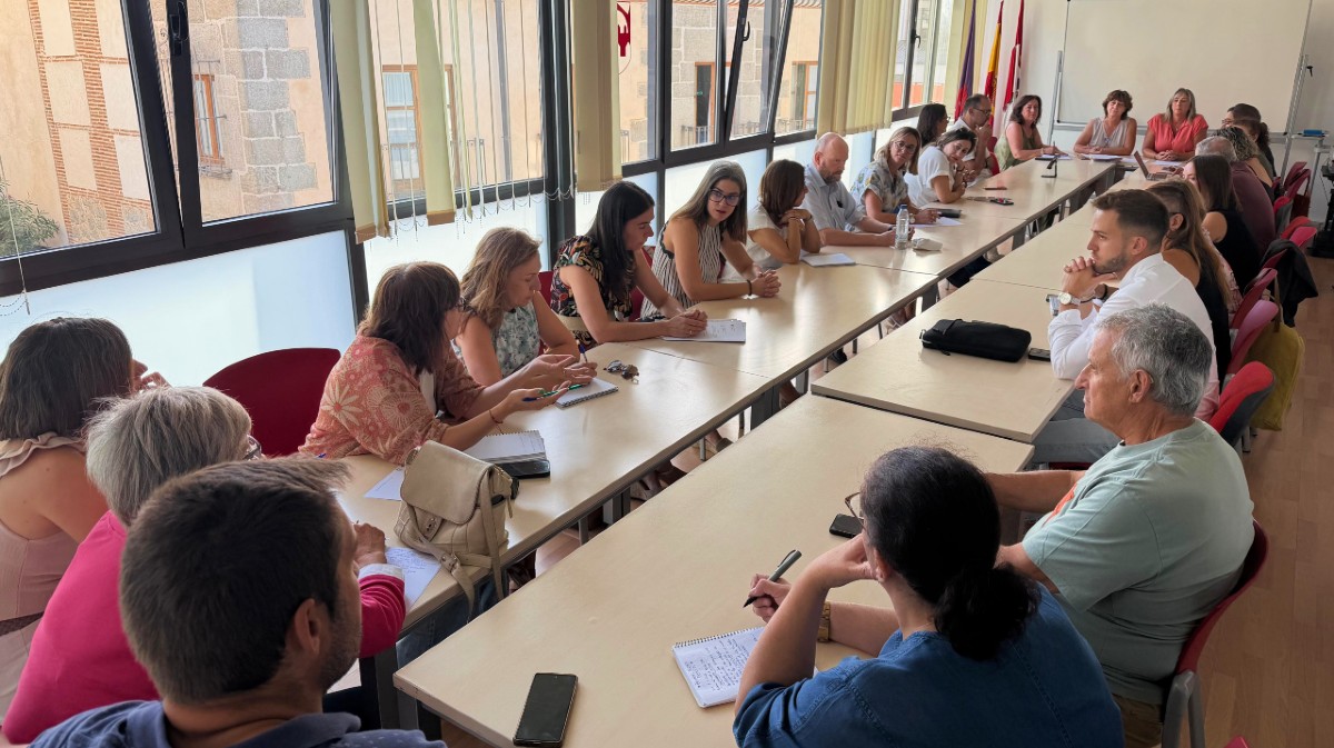 Reuni&oacute;n del Consejo Municipal de Discapacidad.