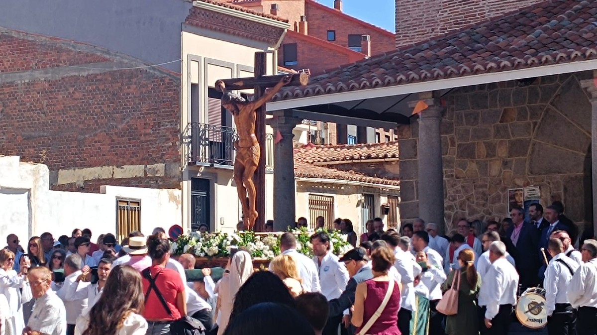 Salida del Cristo de la Ilusi&oacute;n de la ermita de las Vacas.