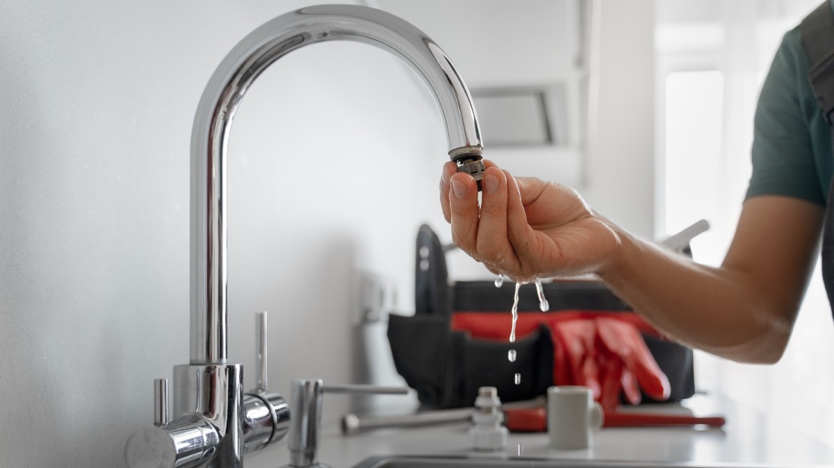 Agua del grifo en una vivienda.