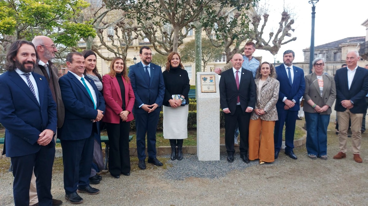 Hermanamiento entre Burgohondo y Castropol en la localidad asturiana en 2025.