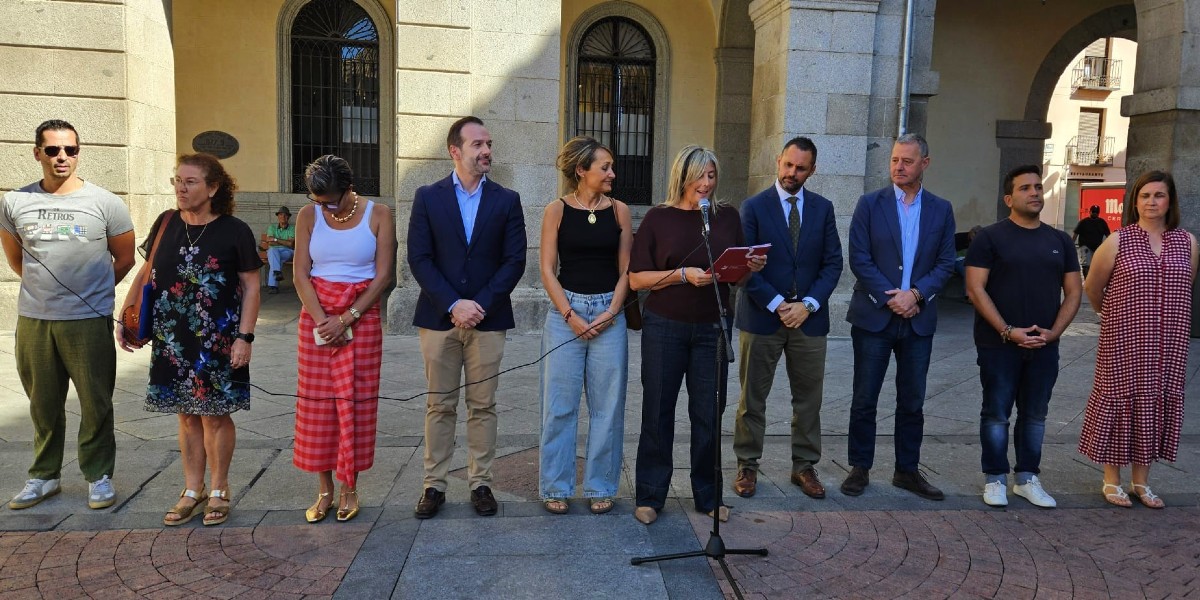 Manifiesto por el D&iacute;a Internacional contra la Explotaci&oacute;n Sexual y la Trata en el Mercado Chico.
