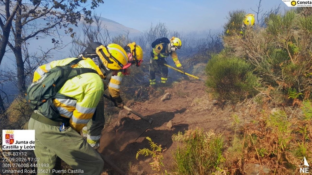 Incendio en Puerto Castilla.