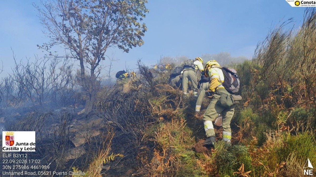 Incendio en Puerto Castilla.