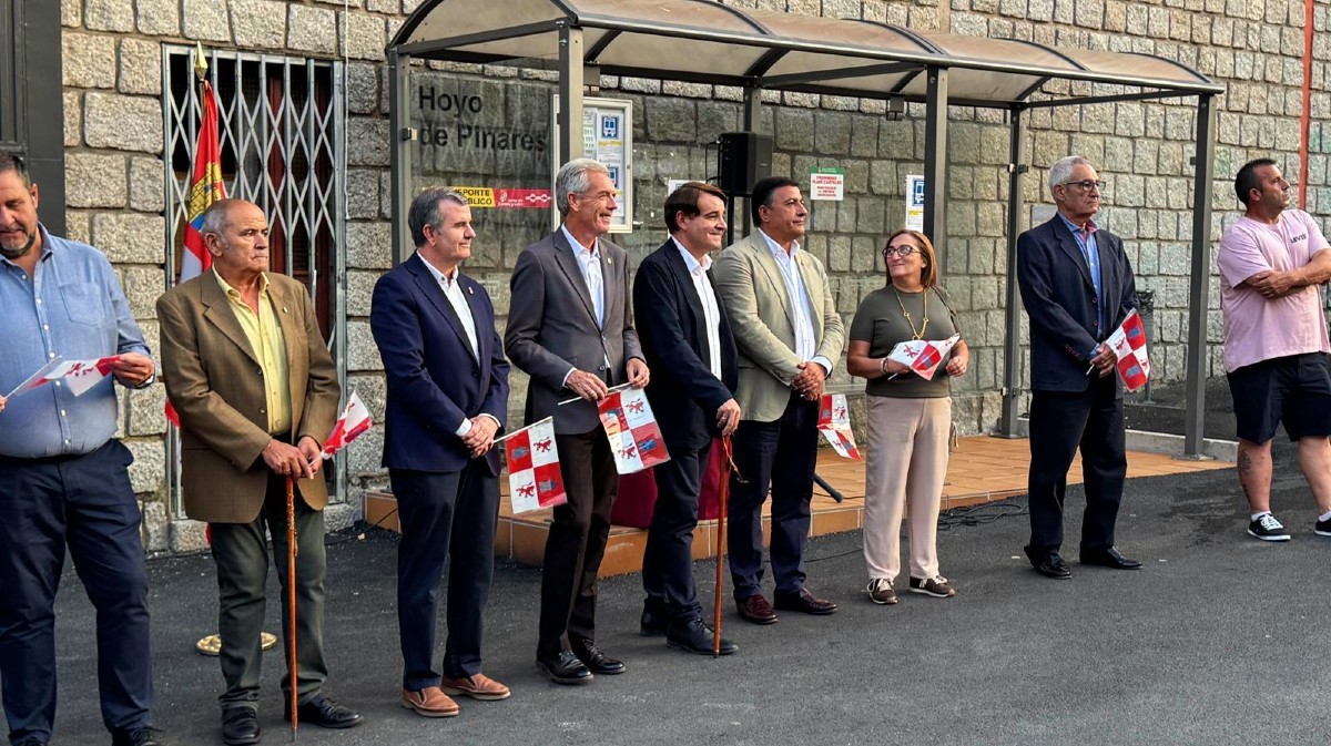 Inauguraci&oacute;n de las fiestas de El Hoyo de Pinares.