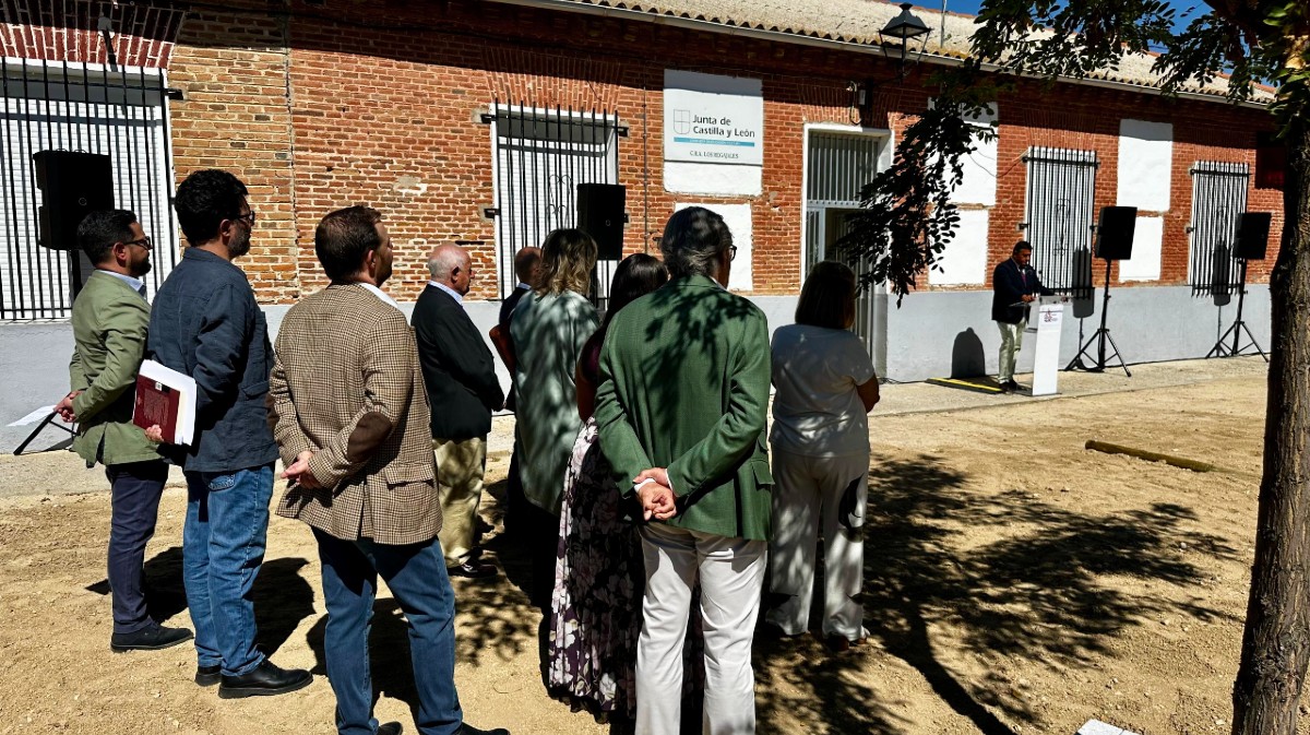 San Vicente de Ar&eacute;valo da el nombre de Francisco V&aacute;zquez a un parque.