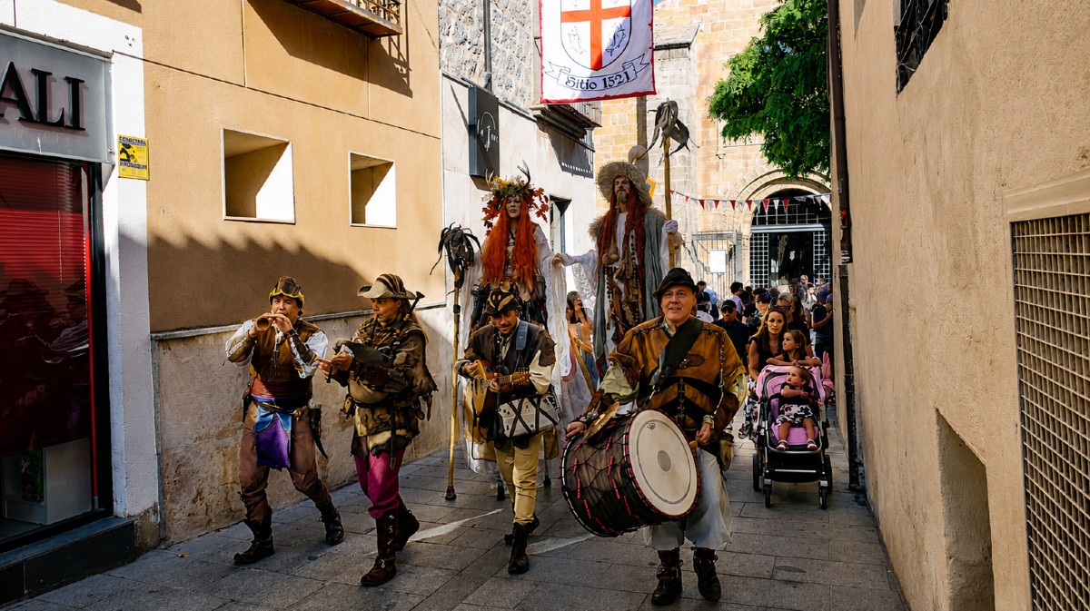 Comienzo del Mercado Medieval en &Aacute;vila.