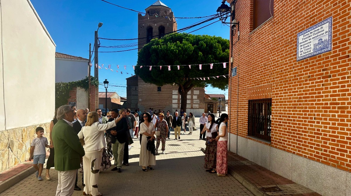 San Vicente de Ar&eacute;valo da el nombre de Francisco V&aacute;zquez a un parque.