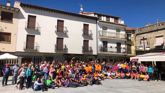 Marcha solidaria del cáncer en El Barco de Ávila.