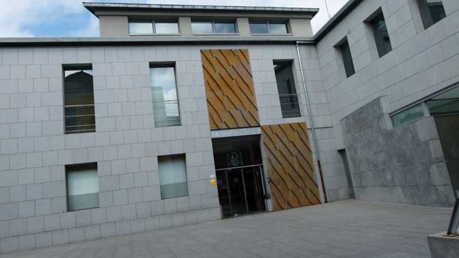 Edificio de los juzgados.