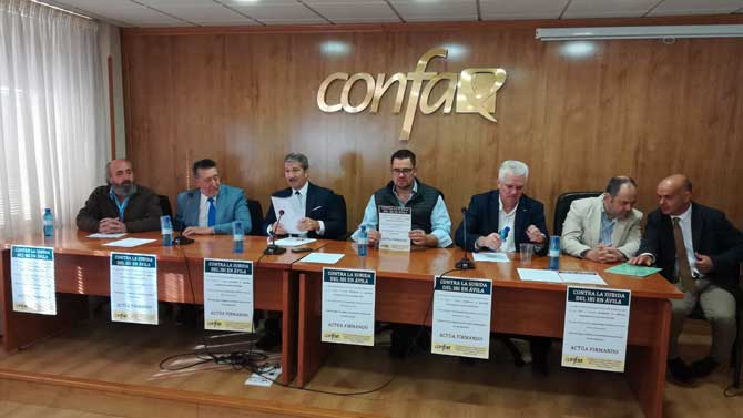 Presentación de la campaña contra el IBI de Confae.