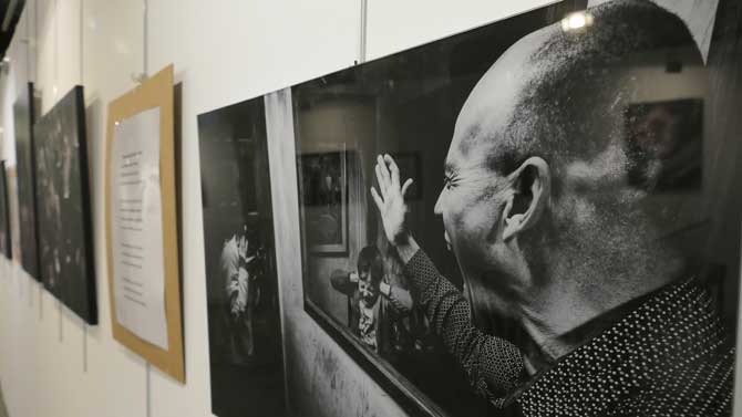 'Poesía y fotografía contra la violencia de género' en la Biblioteca de Ávila.