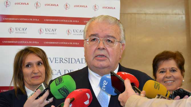 Juan Jos&eacute; Gonz&aacute;lez Rivas, presidente del Tribunal Constitucional.