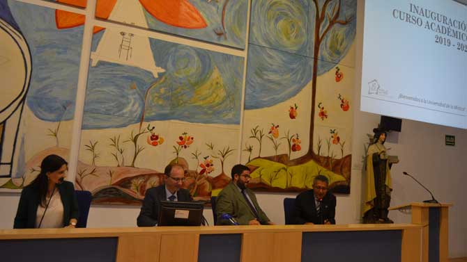 Inauguración del curso en la Universidad de la Mística.