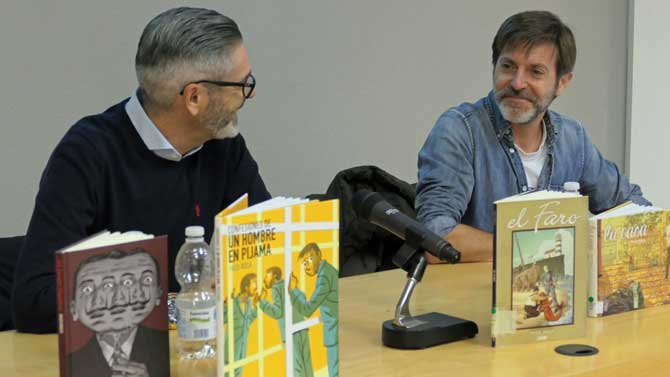 Paco Roca en la Biblioteca Pública de Ávila.