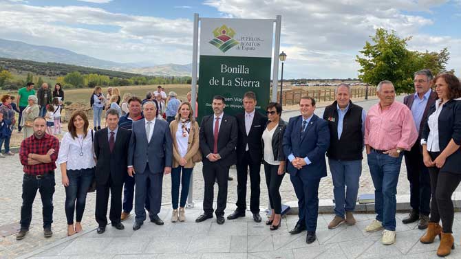 Reconocimiento a Bonilla de la Sierra como miembro de la red Pueblos Más Bonitos.
