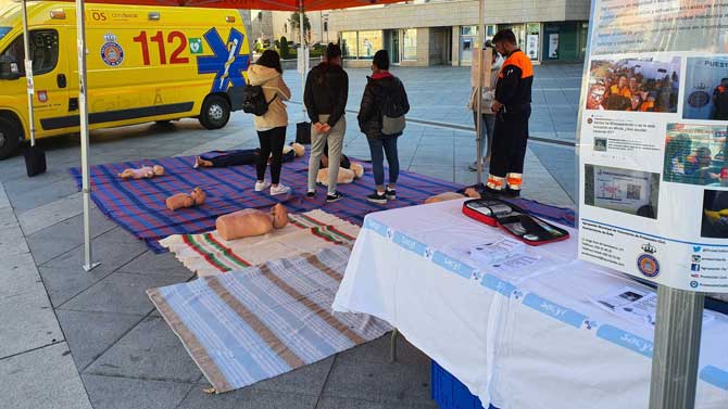 D&iacute;a de la Reanimaci&oacute;n Cardiopulmonar en el Mercado Grande.