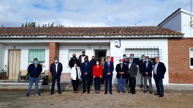 Firma del acuerdo con alcaldes para el programa Rehabitare.