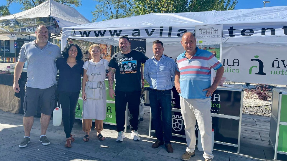 Productores de Ávila Auténtica en la Feria Verde de Las Rozas.