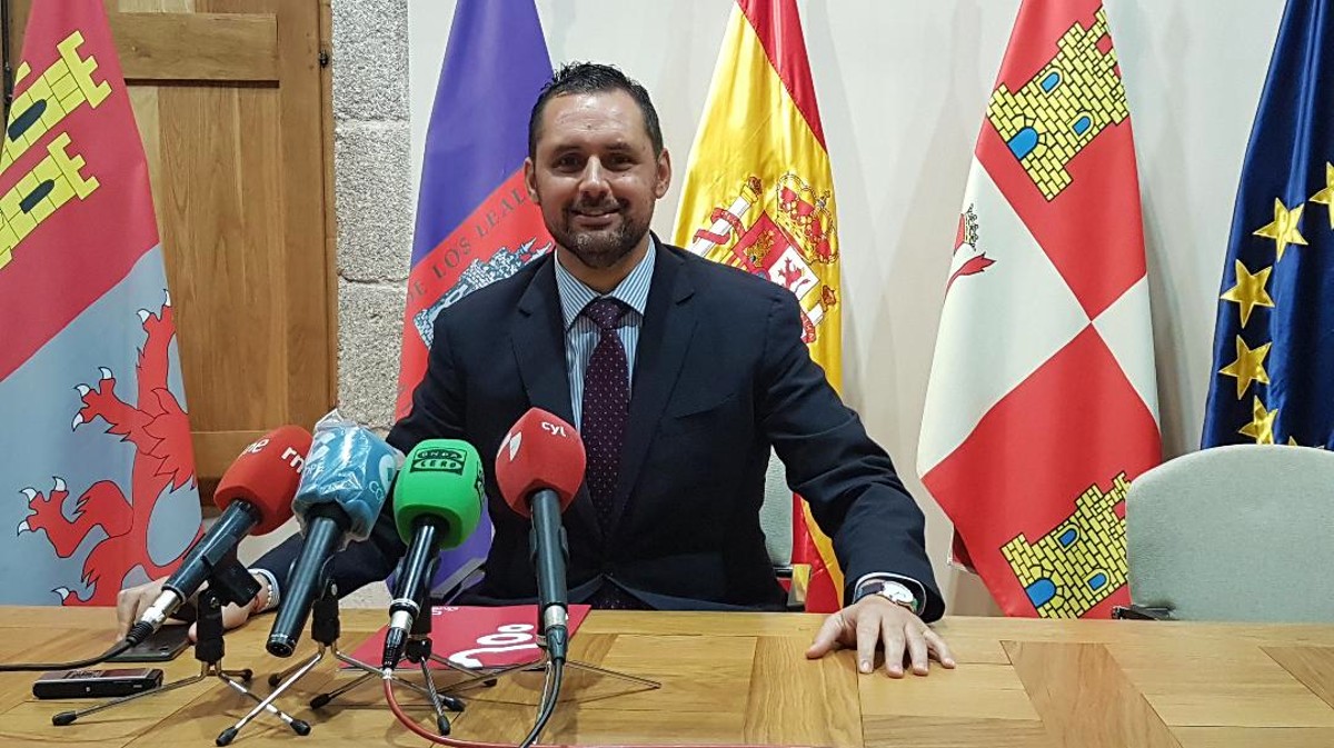 El portavoz del equipo de Gobierno explica los acuerdos de la Junta de Gobierno,