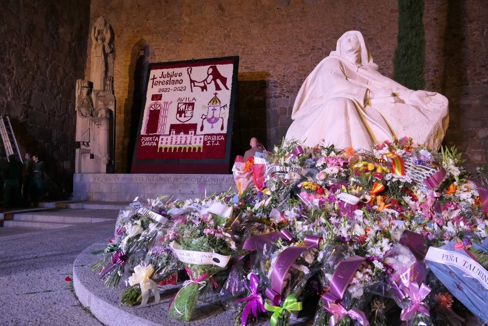 FOTOS | Ofrenda Floral Santa Teresa 2022