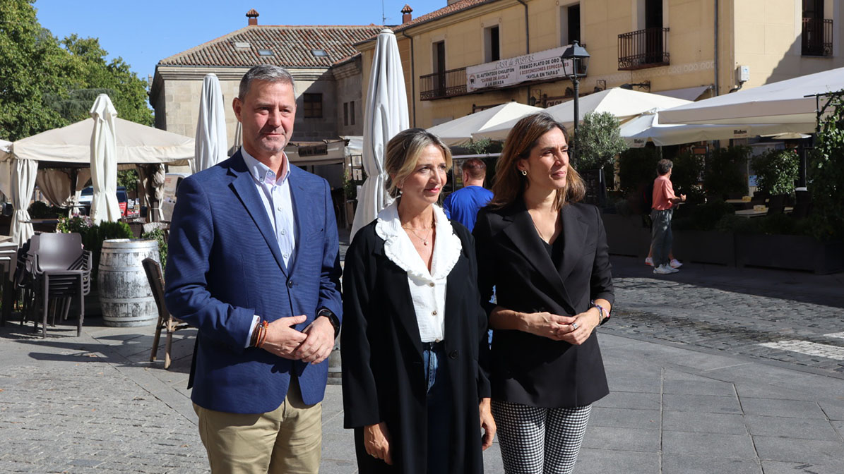 Francisco Javier Bellido, Alicia García y Mª José Samboal, concejales del Grupo Popular