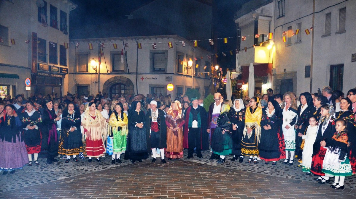 Celebración del 'Vítor' en Arenas de San Pedro en 2022.