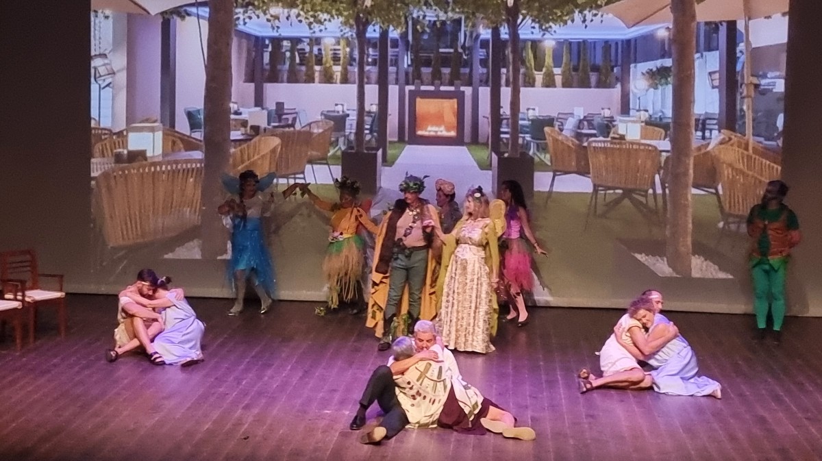 Representaci&oacute;n de &lsquo;Y los sue&ntilde;os&hellip; sue&ntilde;os son&rsquo;, adaptaci&oacute;n Shakespeare, por Locos por el Teatro.