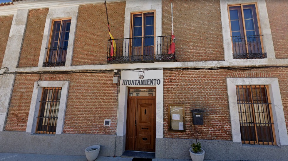 Ayuntamiento de Flores de Ávila.