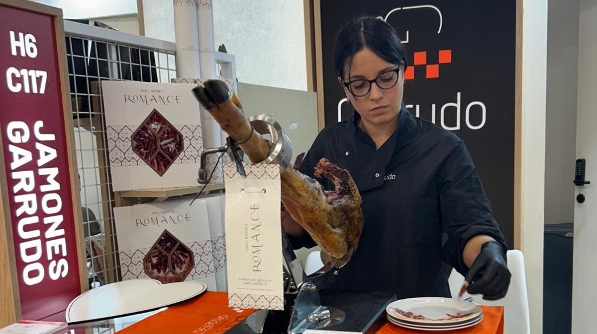 Jamones Garrudo en SIAL, la feria de alimentación de París.