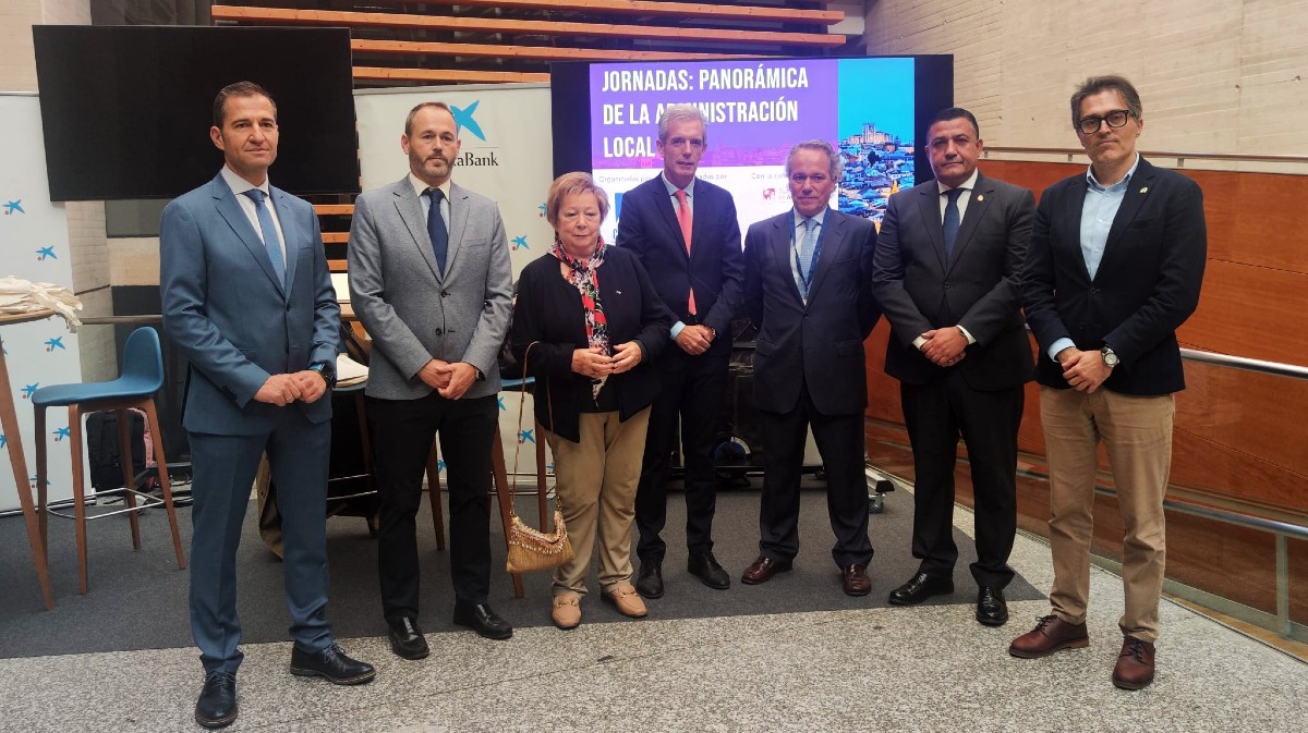 Jornadas sobre la panorámica de la Administración Local.