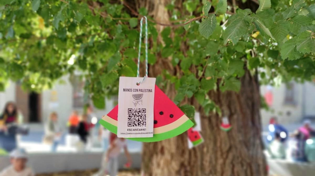 Sandías como símbolo de Palestina colocadas en Ávila.