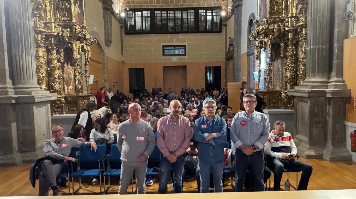 Asamblea convocada por CCOO y UGT de cara a la huelga general