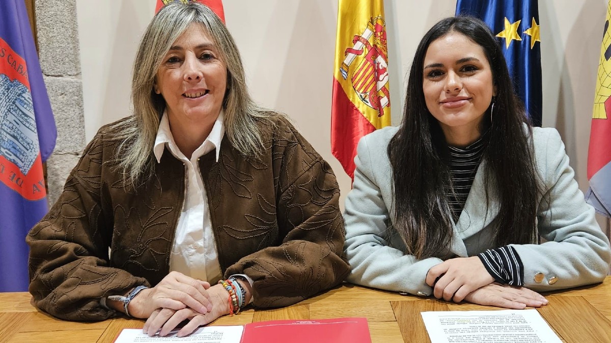 Paloma del Nogal y Silvia L&oacute;pez presentan las actividades de Halloween.