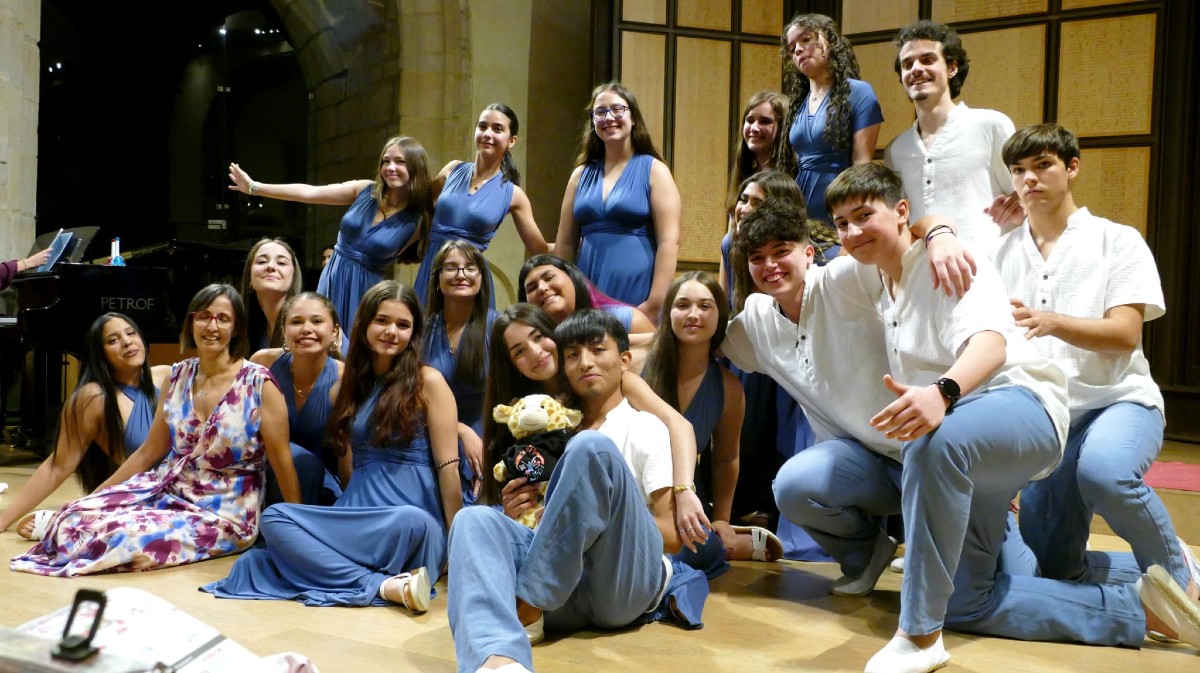 Coro La Voz de las Emociones antes del concierto.