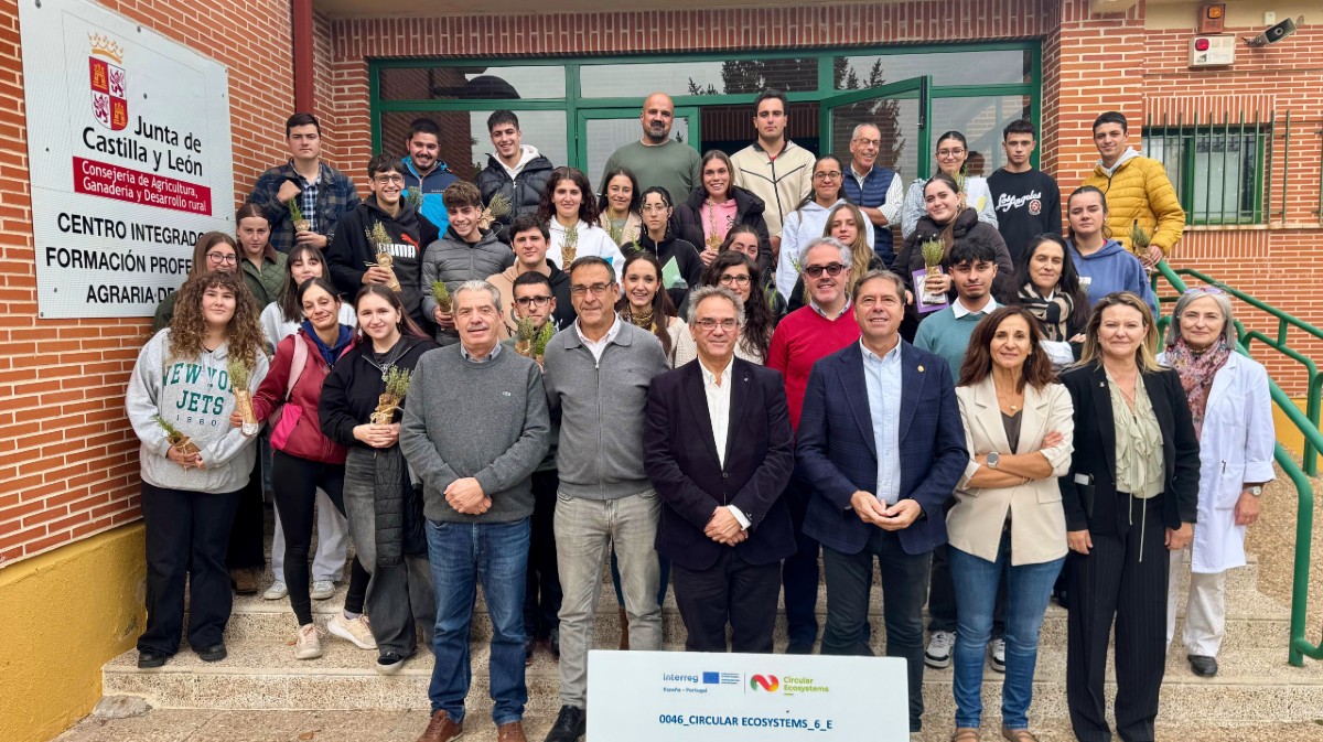 Participantes en la jornada &lsquo;Factor&iacute;a &Aacute;vila Circular&rsquo; del proyecto europeo Circular Ecosystems.
