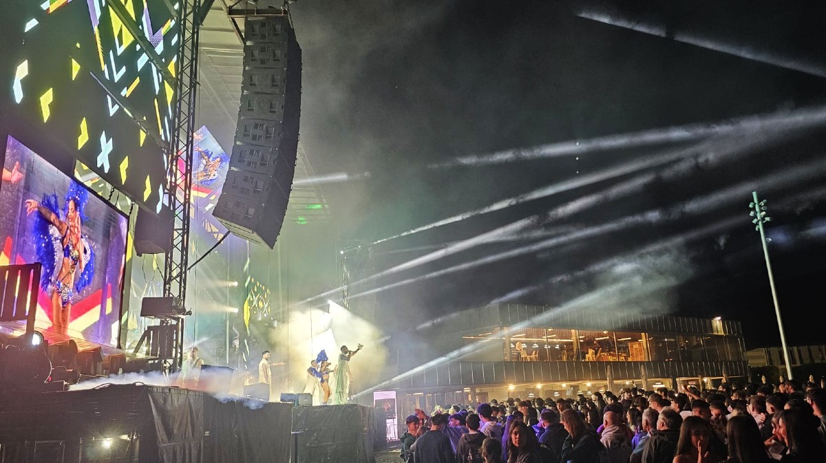 Orquesta Par&iacute;s de Noia en &Aacute;vila.