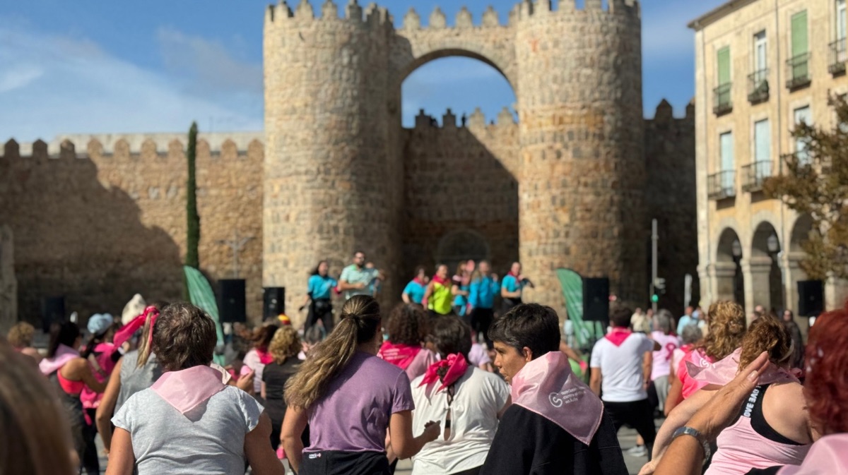 Abrazo a la muralla