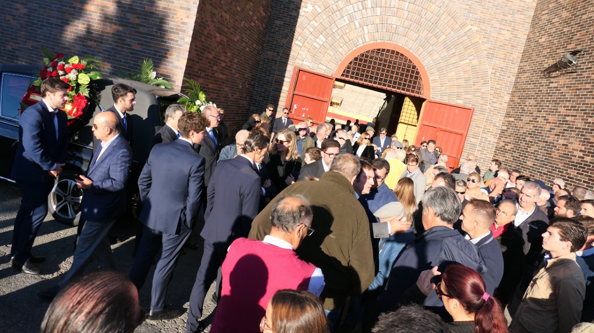 Despedida a Andr&eacute;s Hernando en la plaza de toros de &Aacute;vila.
