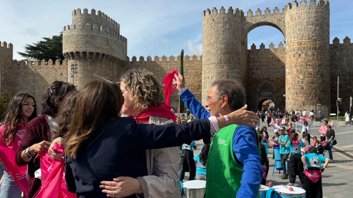 Abrazo a la muralla