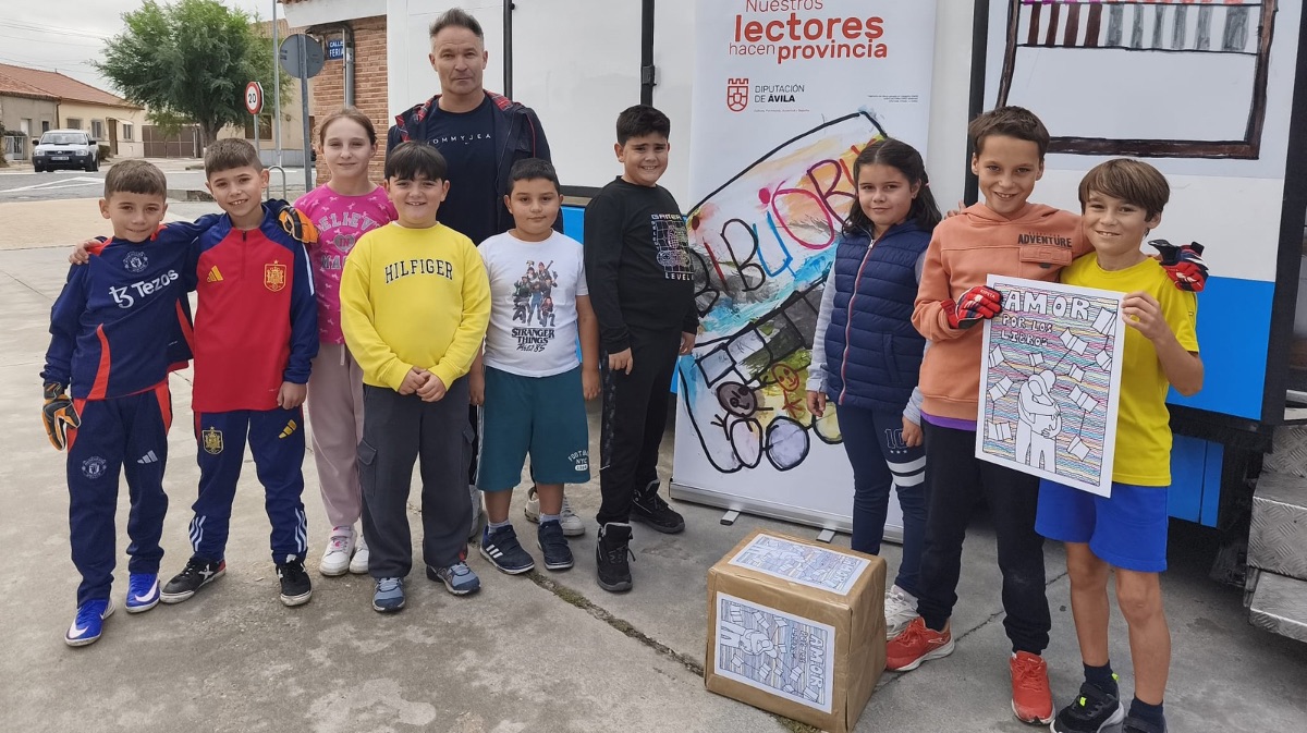 Alumnos del del CRA Las Cogotas en Las Berlanas