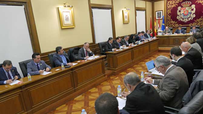 Pleno de noviembre en la Diputaci&oacute;n de &Aacute;vila.