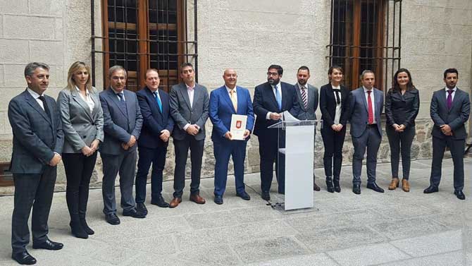 El alcalde de Ávila presenta el proyecto de presupuestos para 2020.